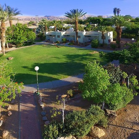 Eilot Kibbutz Country Lodging Ейлат Екстер'єр фото