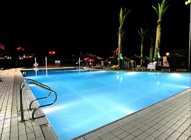 Eilot Kibbutz Country Lodging Ейлат Екстер'єр фото